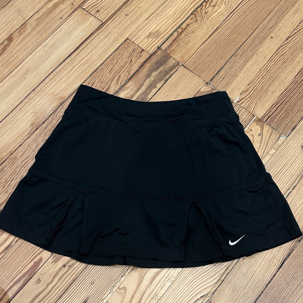 Nike Women's Mini Skirt in Black - Picture 1 of 4